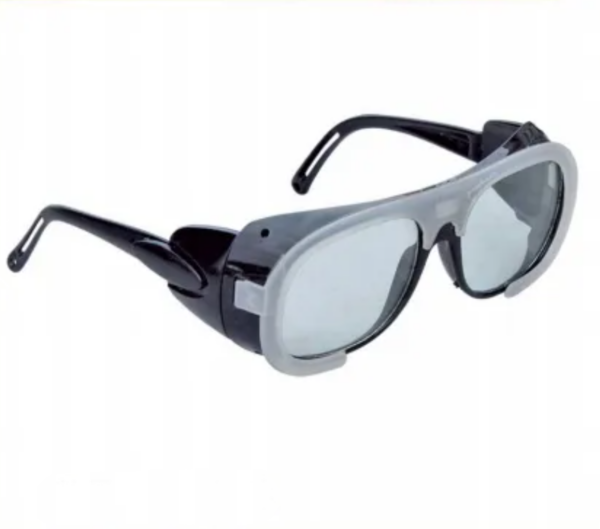 Protective glasses