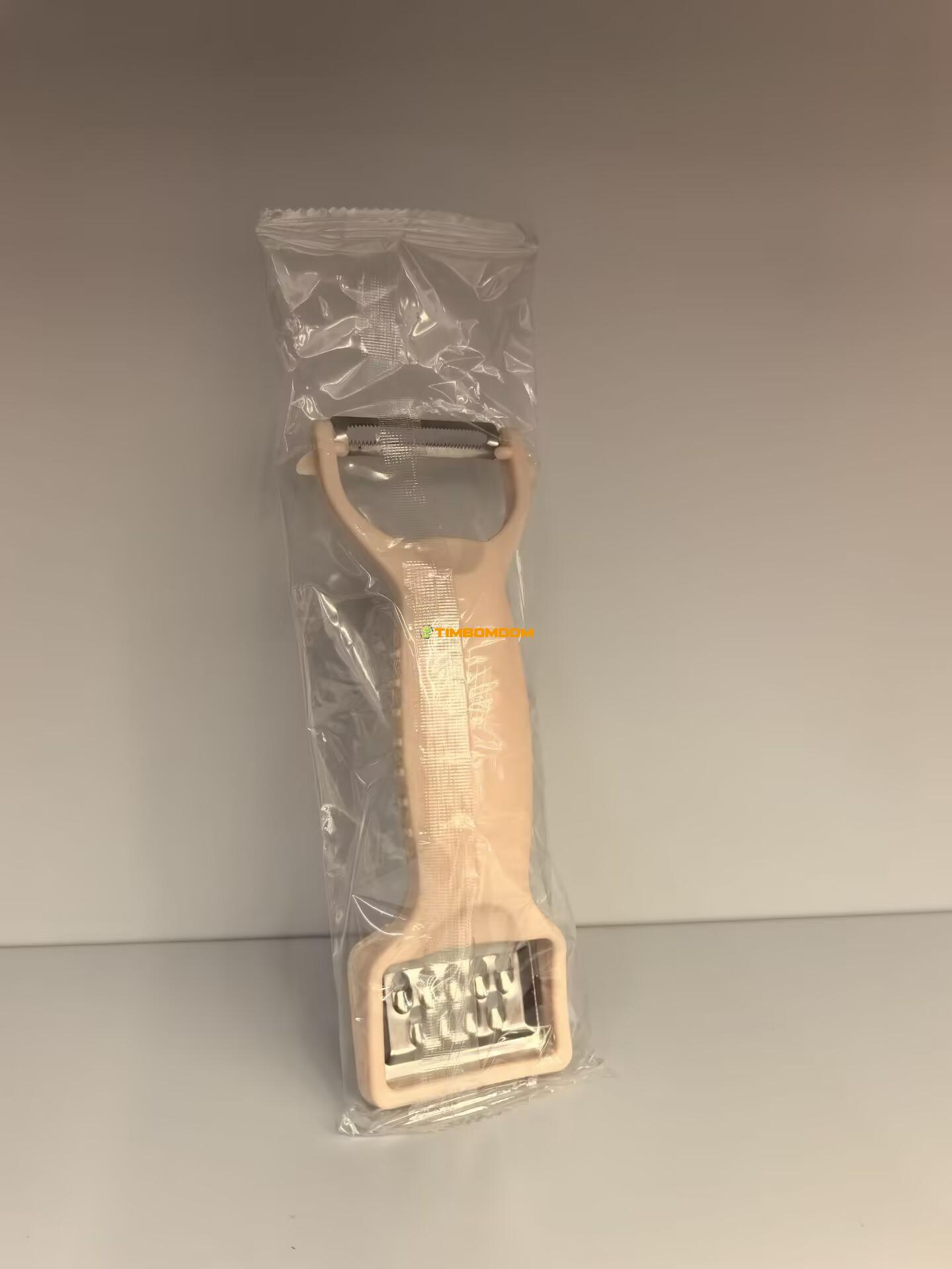 Classic Plastic Peeler Classic Plastic Peeler - TBD1180995.jpg