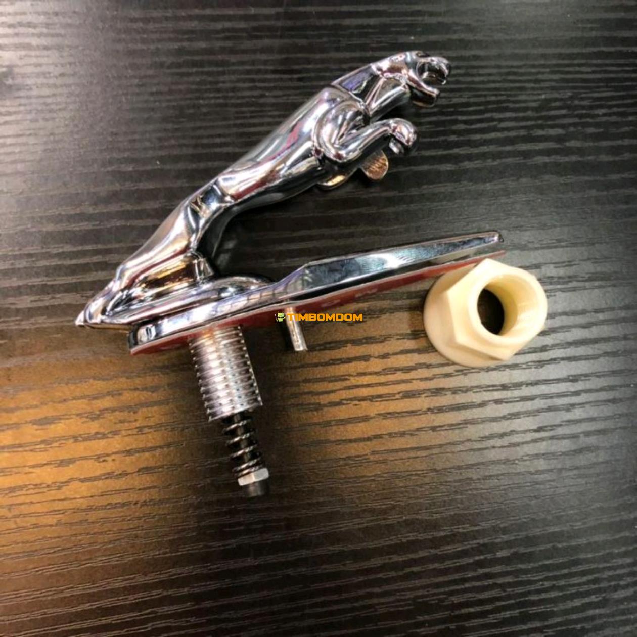 Jaguar Car Logo JAGUAR Hood Logo Standing Logo XJ XF Metal Jaguar Car Logo JAGUAR Hood Logo Standing Logo XJ XF Metal - TBD1183577.jpg