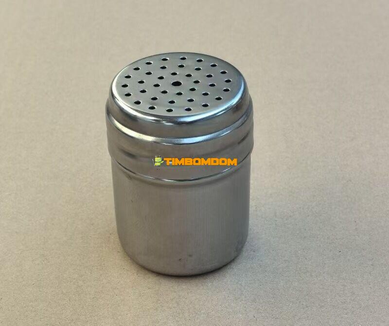 pepper shaker pepper shaker