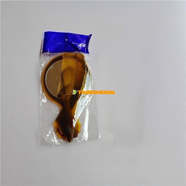 comb with mirror comb with mirror