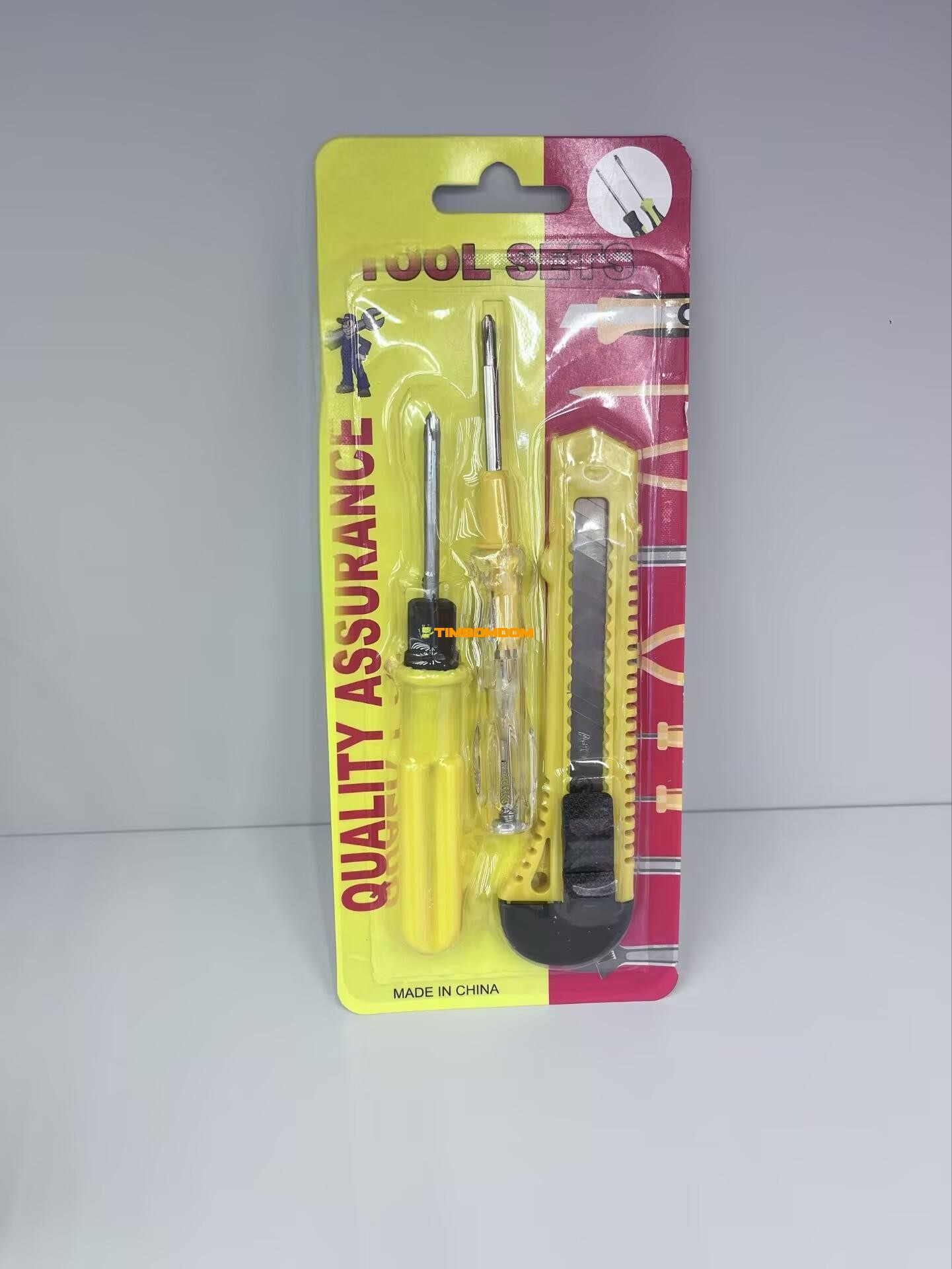 Small 80 Utility Knife Dual Screwdriver Small 80 Utility Knife Dual Screwdriver