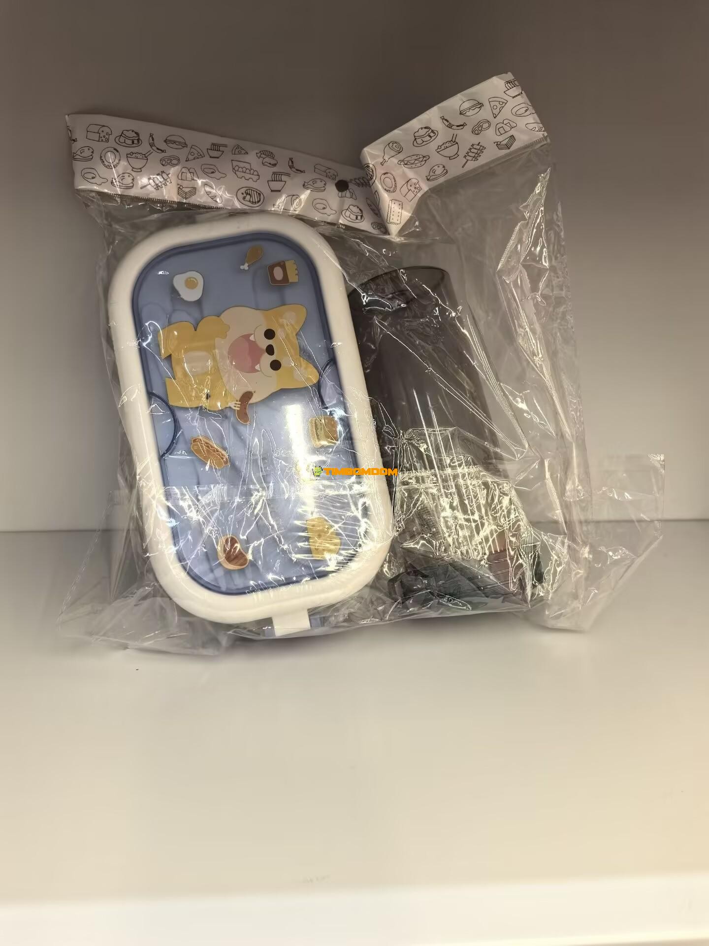 Cartoon Lunch Box Set (Lunch Box + Cup) Cartoon Lunch Box Set (Lunch Box + Cup)