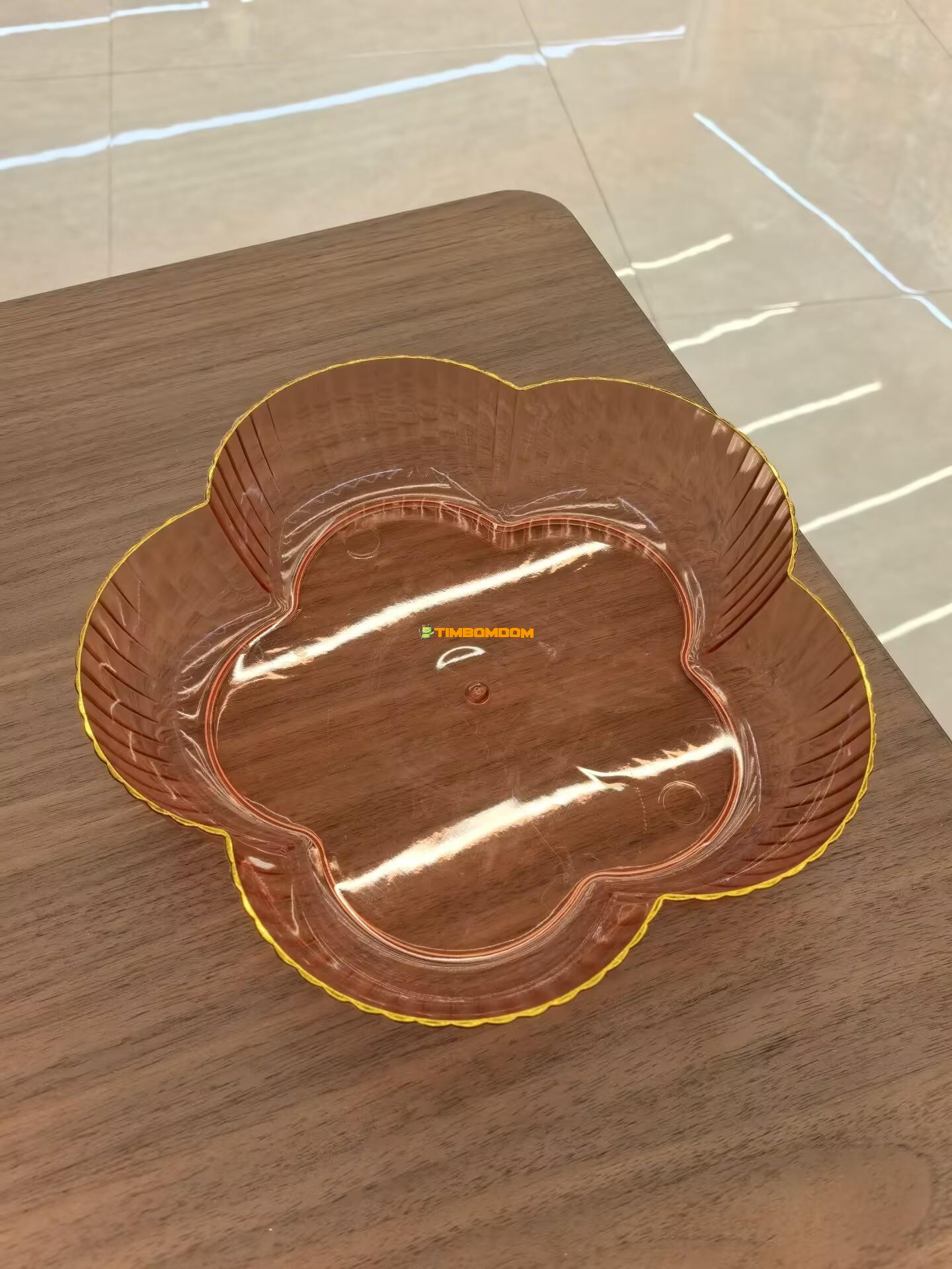 Flower-Shape Clear Snack Tray Flower-Shape Clear Snack Tray