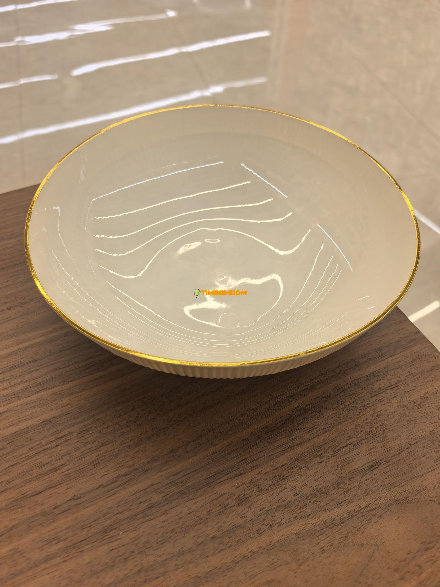 Gold Rim Elegant Round Bowl Gold Rim Elegant Round Bowl