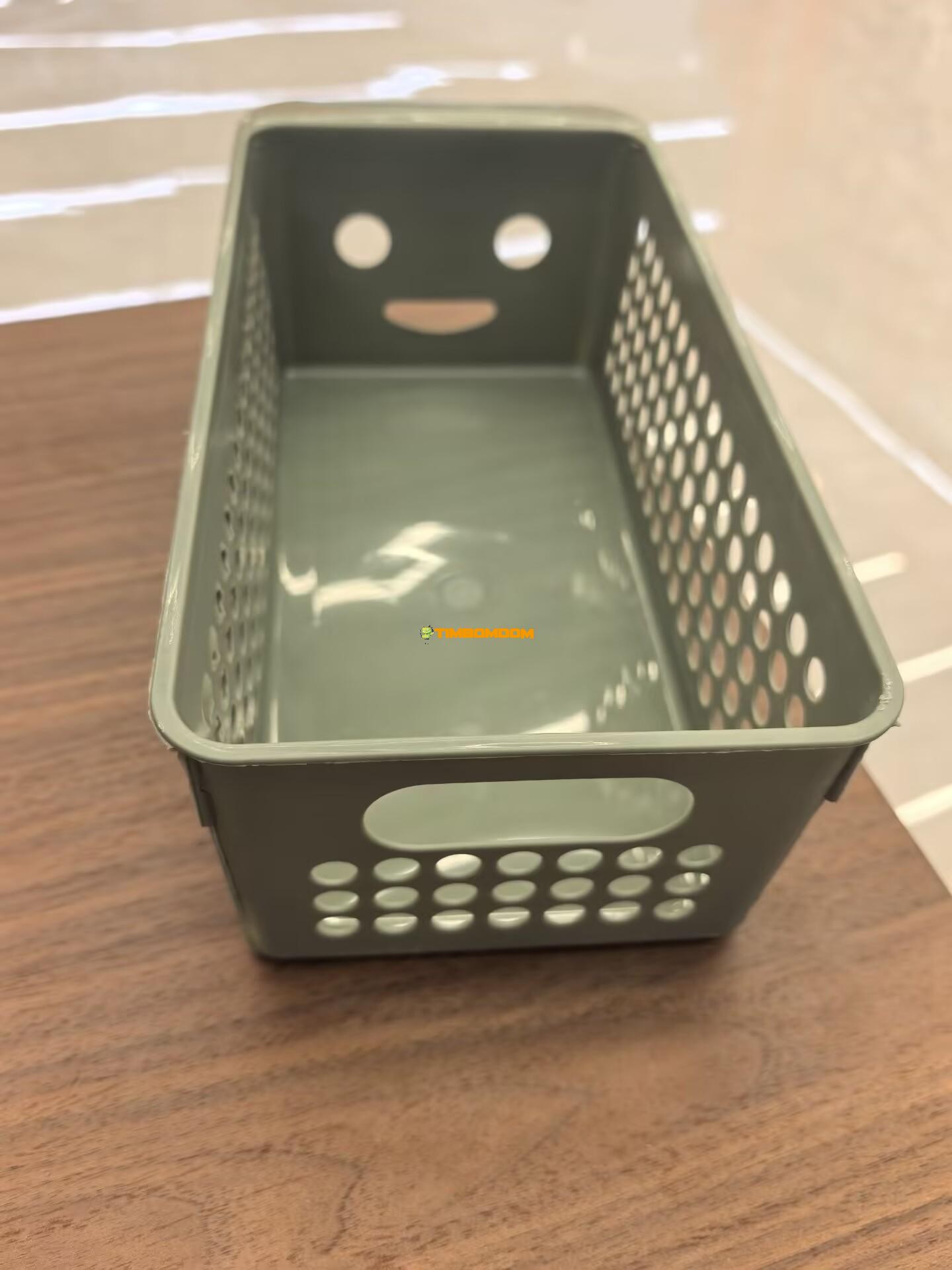 Smiley Face Plastic Storage Basket Smiley Face Plastic Storage Basket