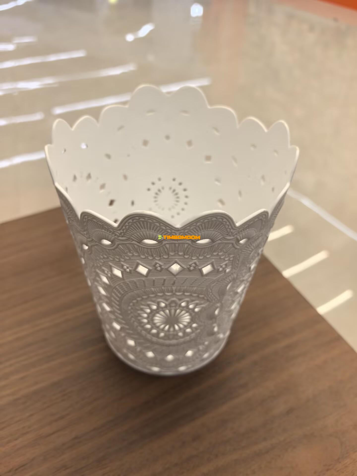 Plastic Lace-Style Storage Basket Plastic Lace-Style Storage Basket