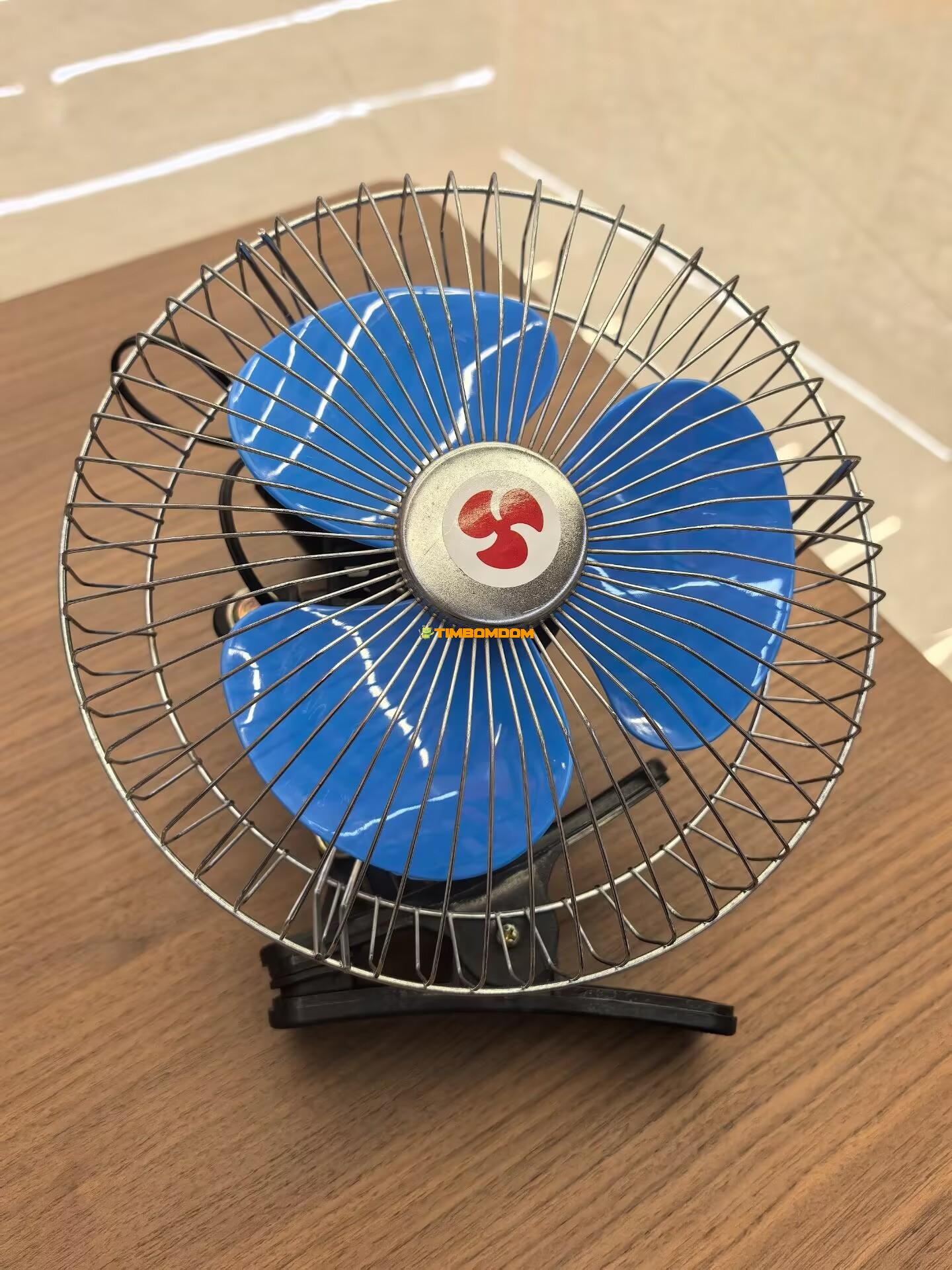 12V/24V Car/Truck Clip Fan 12V/24V Car/Truck Clip Fan
