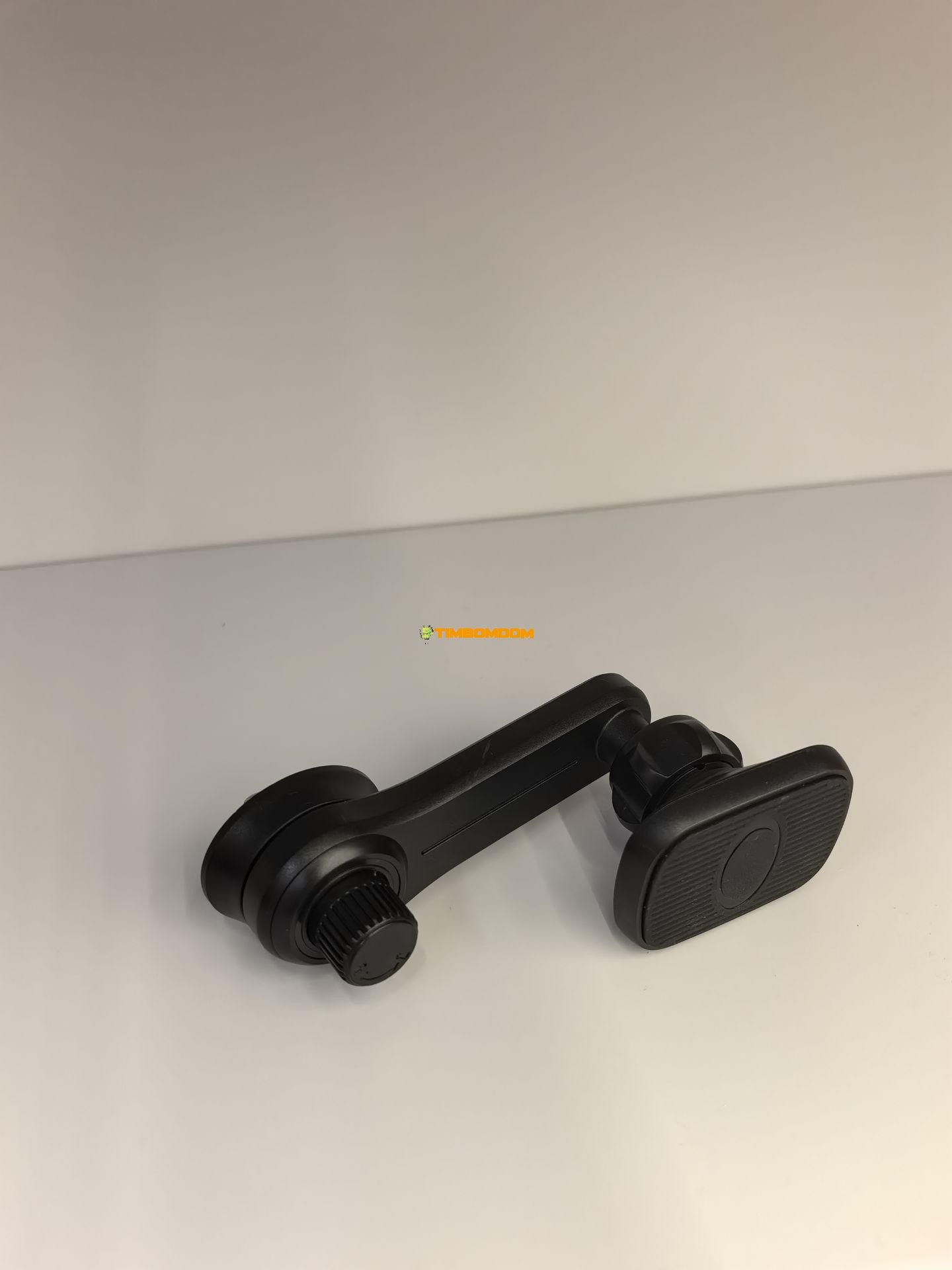 Magnetic new air outlet holder Magnetic new air outlet holder