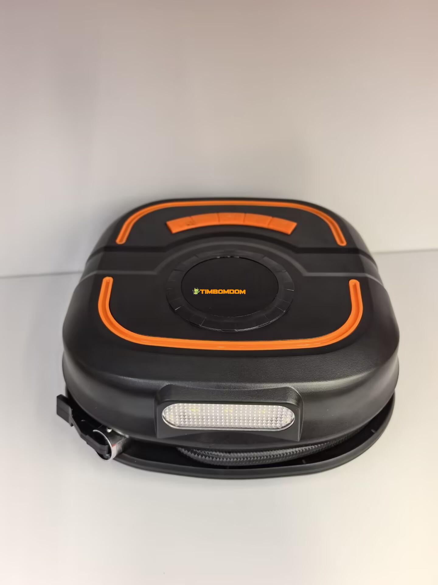 Cigarette lighter air pump Cigarette lighter air pump