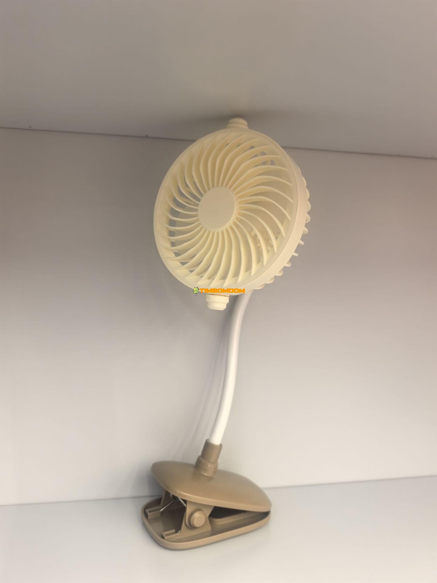 Hose clamp with light and fan Hose clamp with light and fan