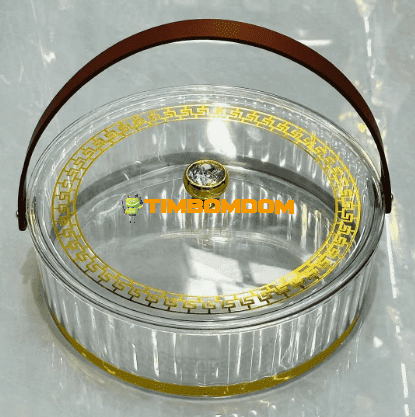 Transparent storage box with handle Transparent storage box with handle