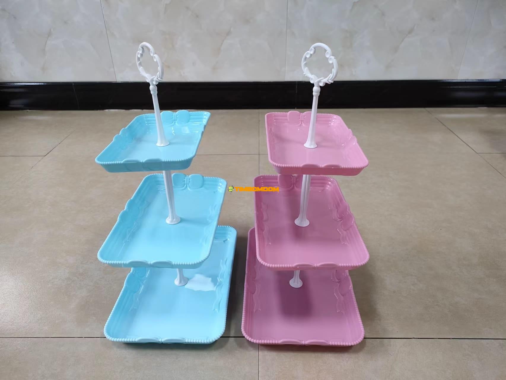 Three-tiered fruit plate with a stand Three-tiered fruit plate with a stand