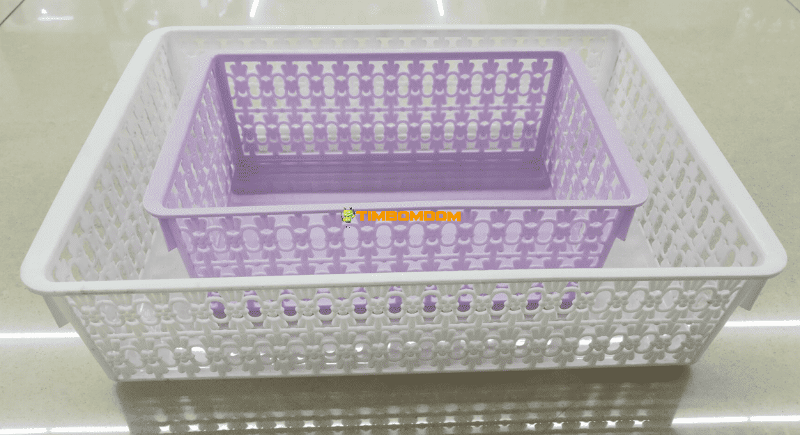 Storage basket Storage basket