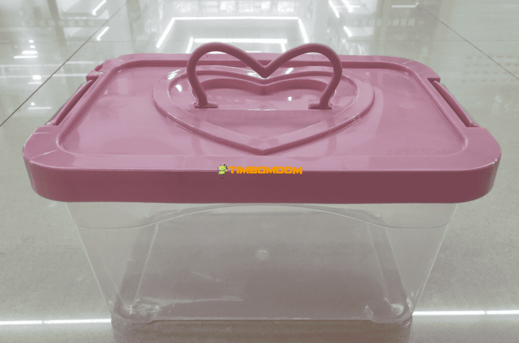 Storage box Storage box