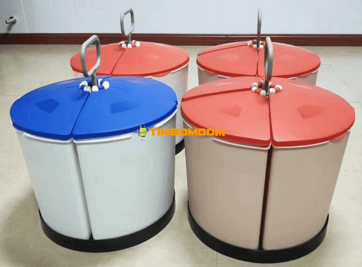 garbage can garbage can