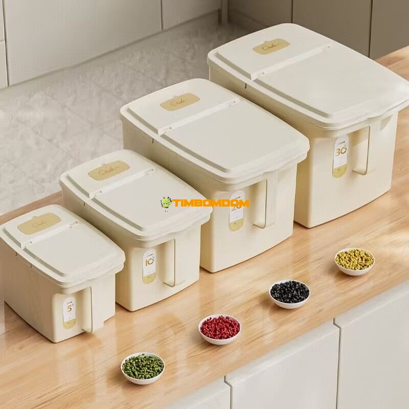 Sealed Food Storage Containers with Locking Lid Sealed Food Storage Containers with Locking Lid
