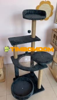 Multi-Level Cat Climbing Tower with Platforms Multi-Level Cat Climbing Tower with Platforms