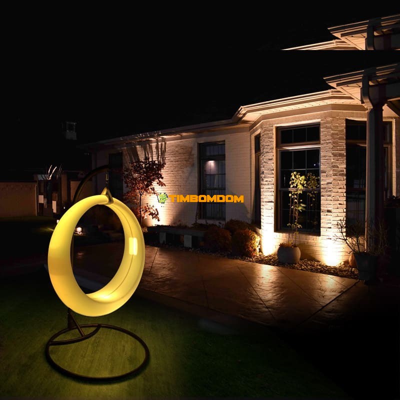 Outdoor LED Moon Swing Outdoor LED Moon Swing