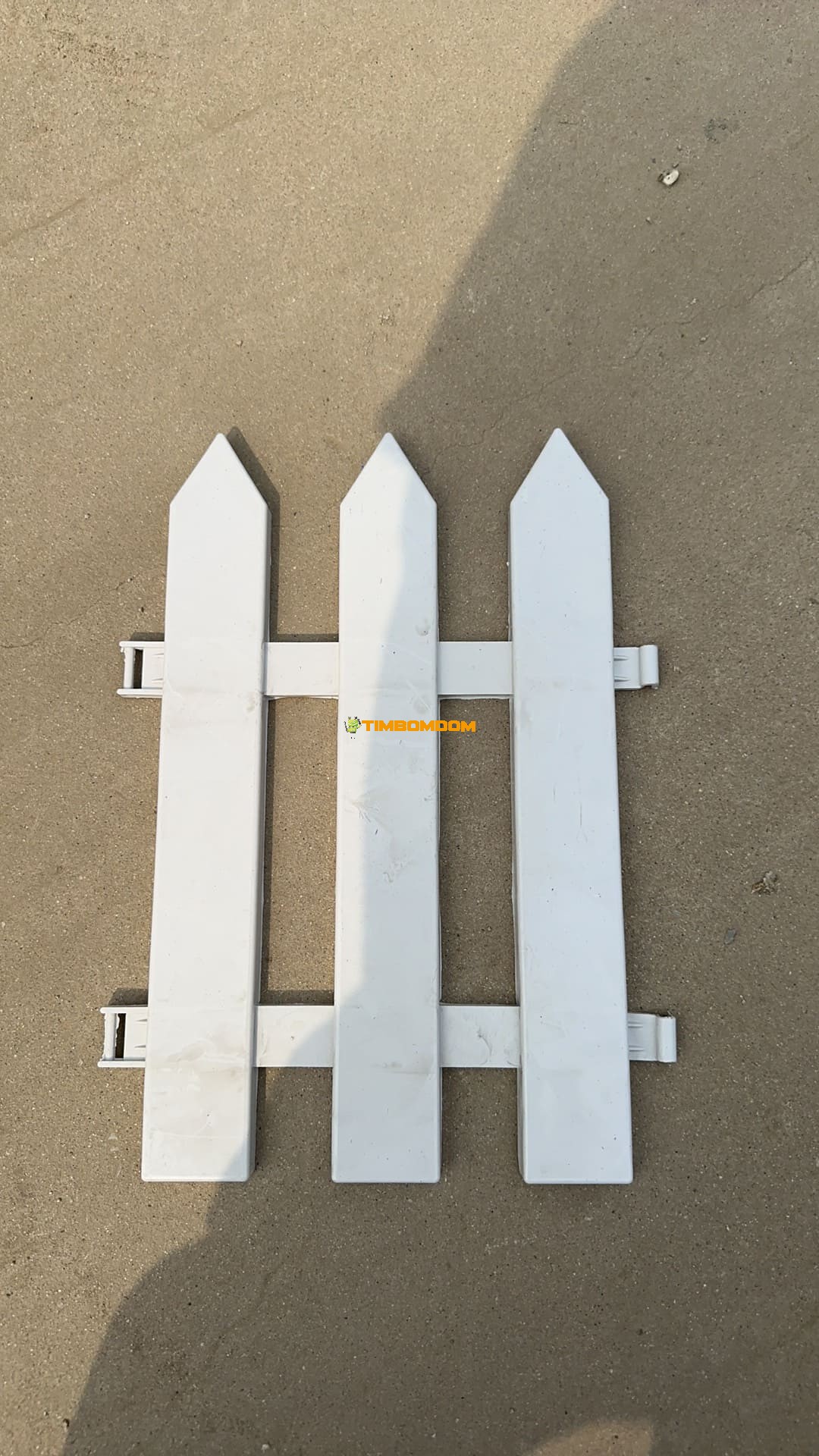 Plastic Garden Fence - TBD1187338.jpeg