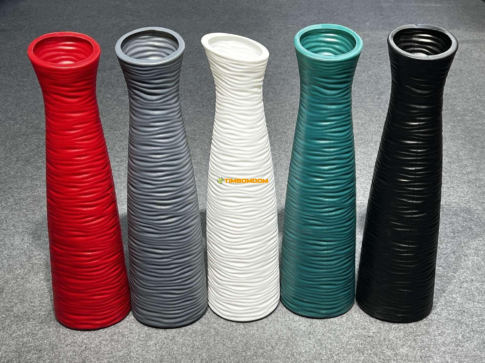 plastic vase - TBD1187402.jpeg