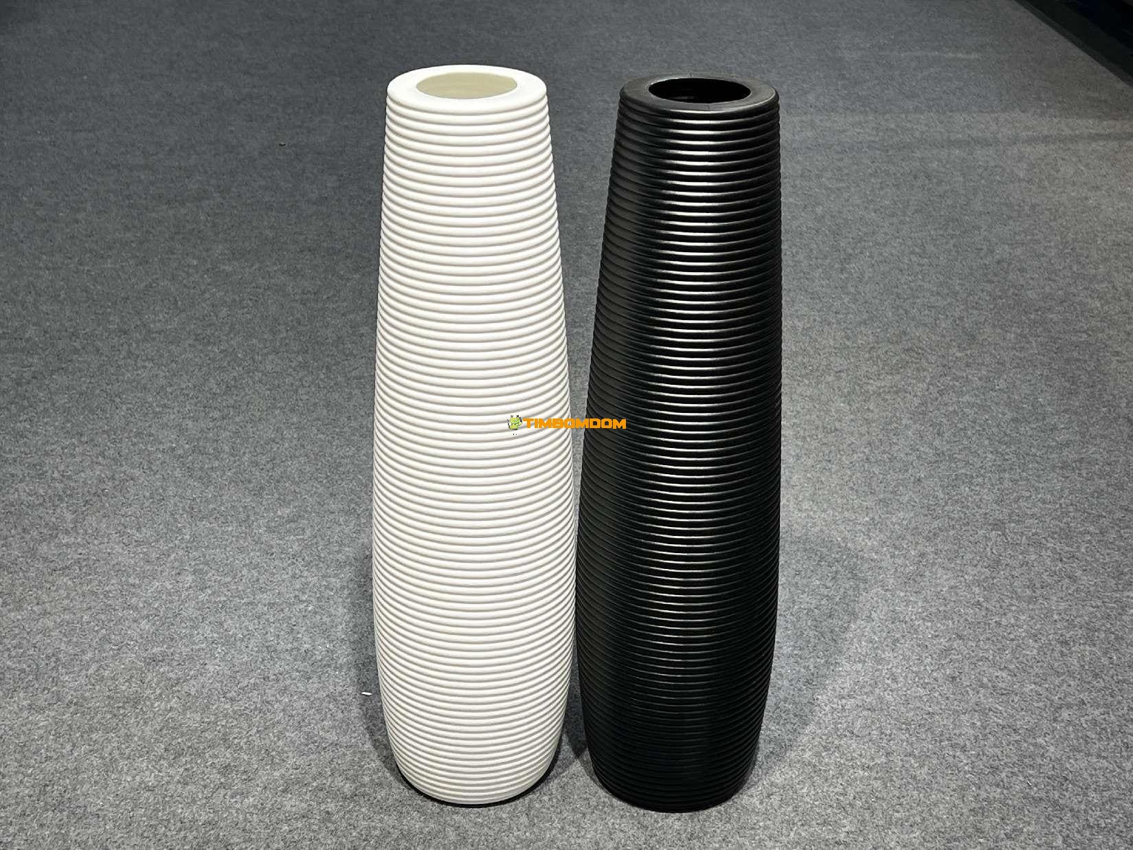 plastic vase - TBD1187404.jpeg