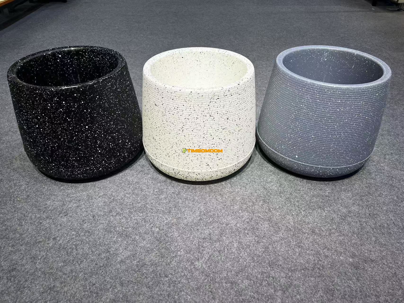 Plastic Flower Pot - TBD1187457.jpeg