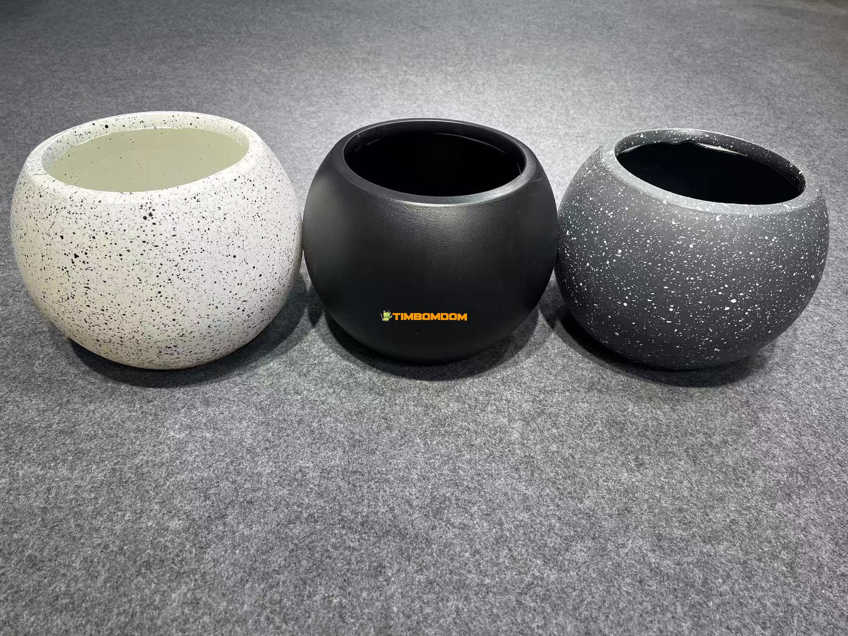Plastic Flower Pot - TBD1187459.jpeg