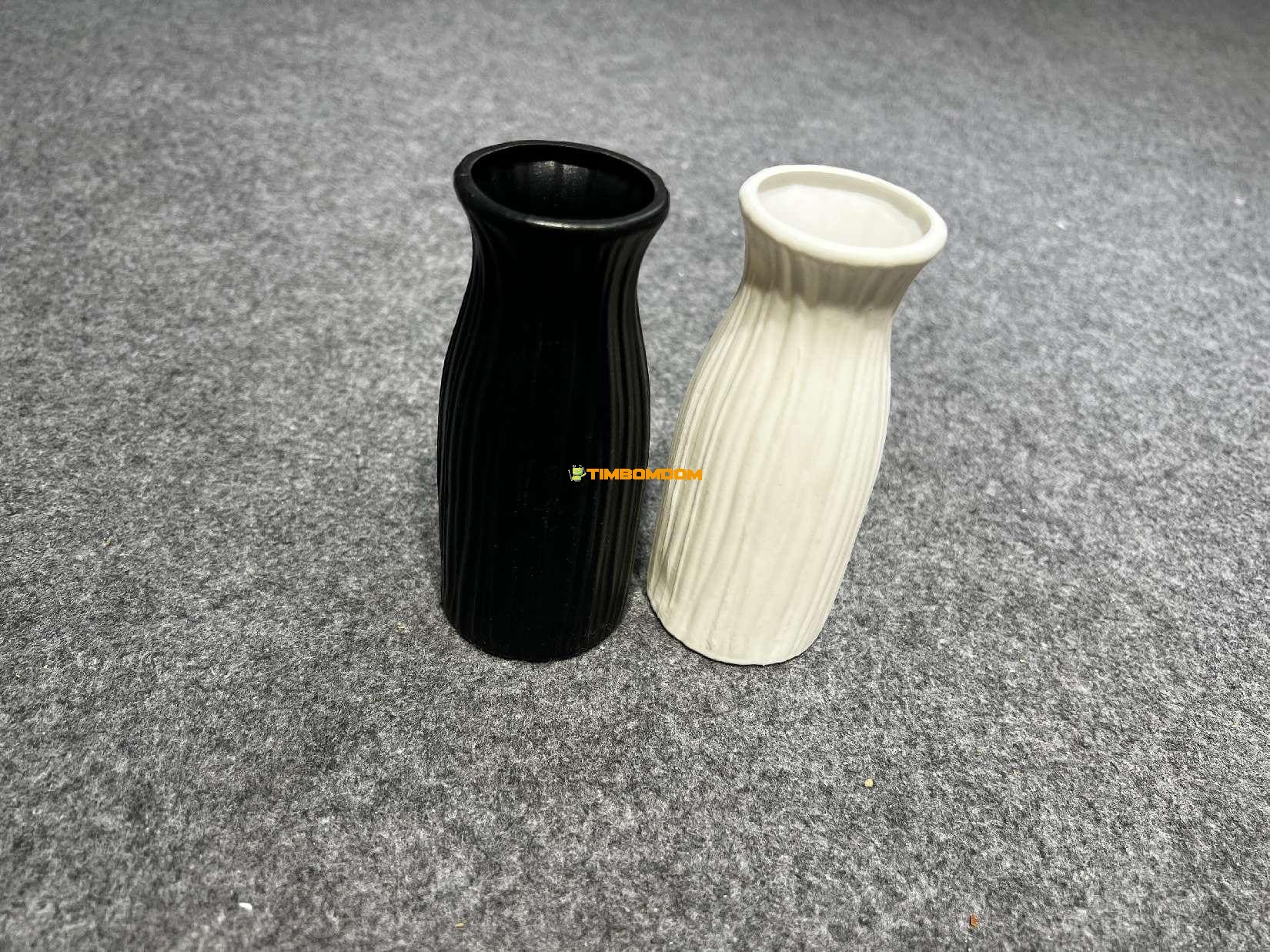plastic vase - TBD1187472.jpeg