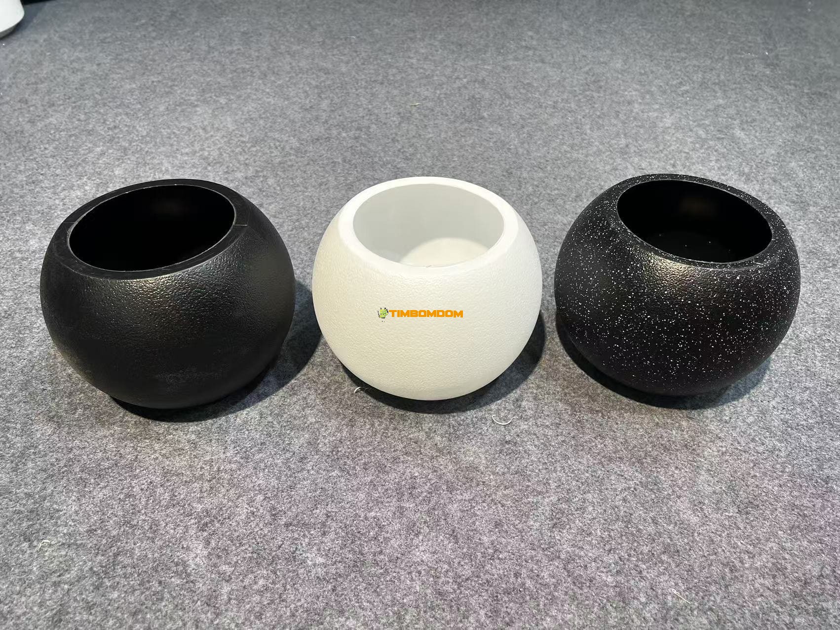 Plastic Flower Pot - TBD1187493.jpeg