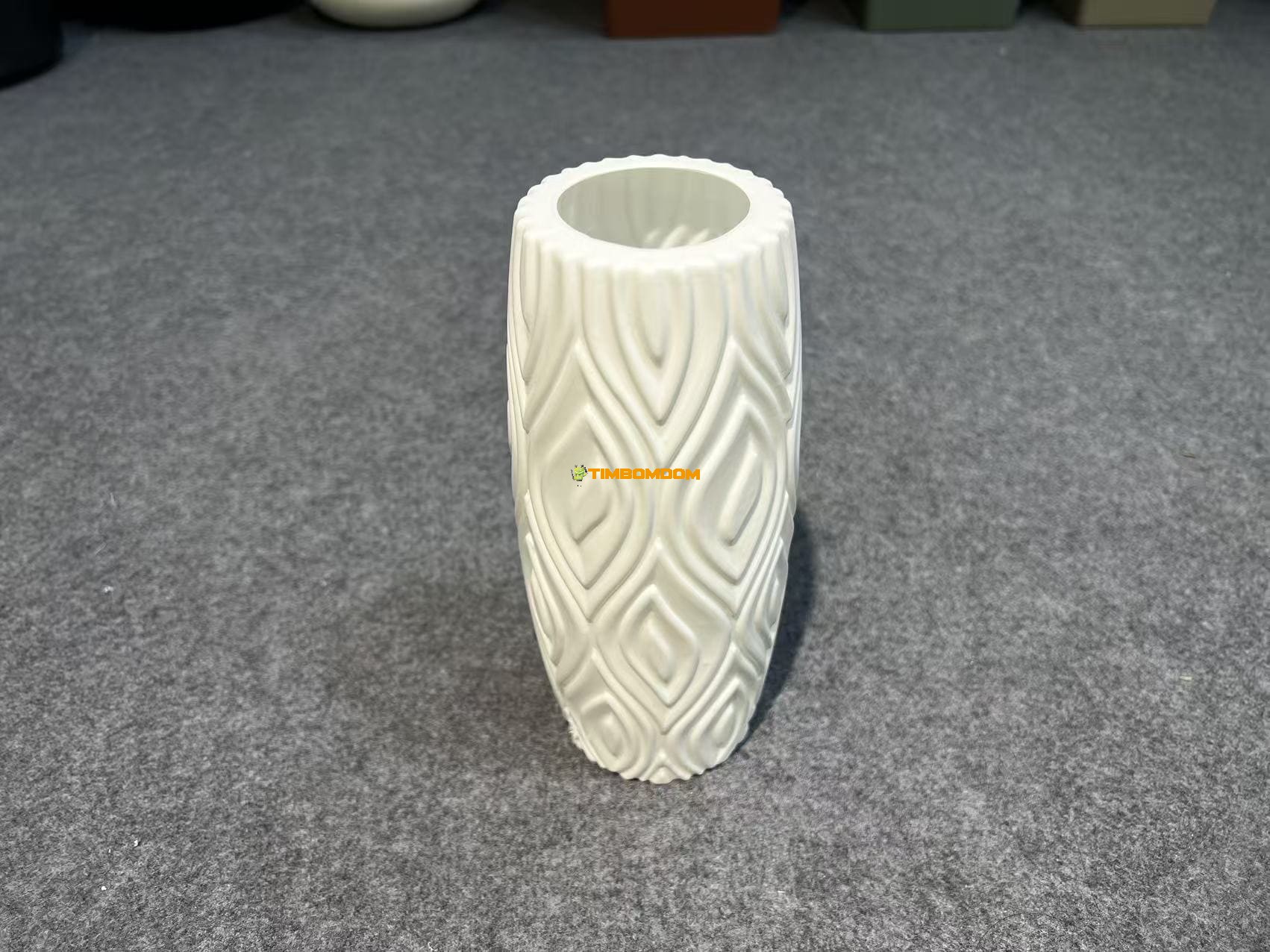 plastic vase - TBD1187495.jpeg