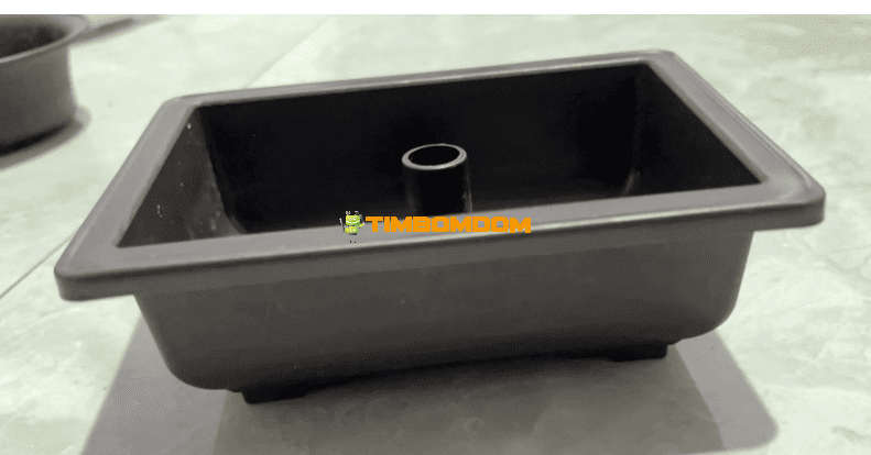 Plastic Flower Pot - TBD1187536.png