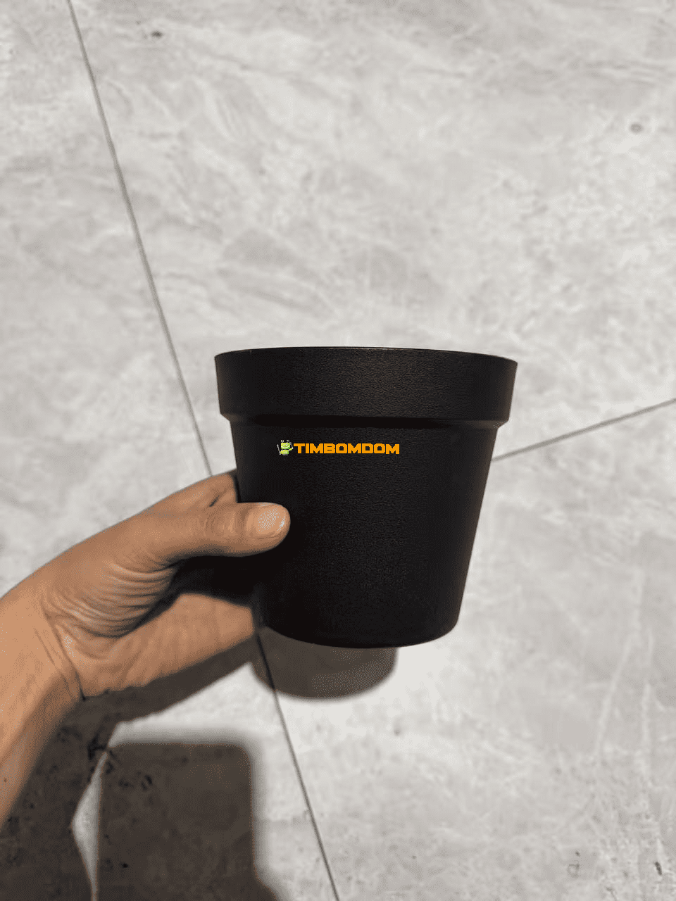 Plastic Flower Pot - TBD1187581.png