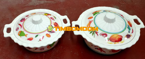 Plastic Bowl with lid 9 Inch - TBD1188254.png
