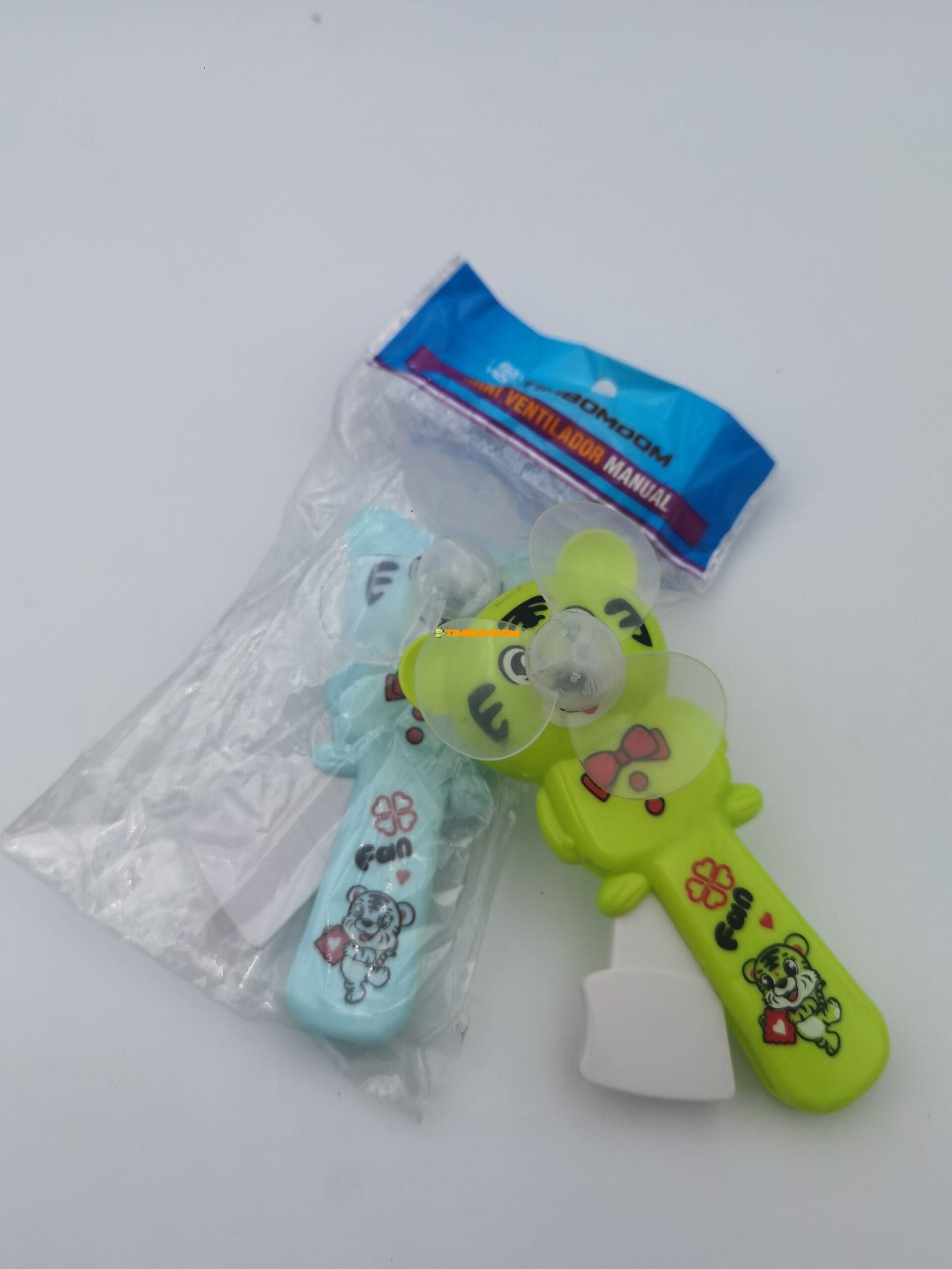 Plastic fan Plastic fan