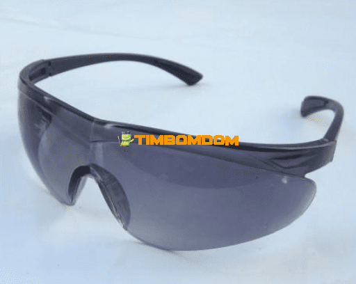 Impact-resistant glasses Impact-resistant glasses